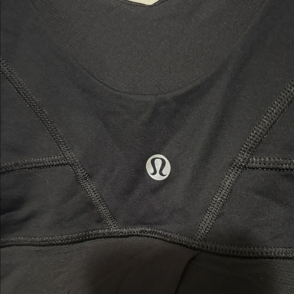 Lululemon Tame Me Tank Top Black Size 6 | Built-In Bra & Cinch Hem - Picture 2 of 9